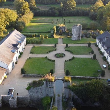 Chateau De La Chasse-Guerre Bed and Breakfast Hardanges Buitenkant foto