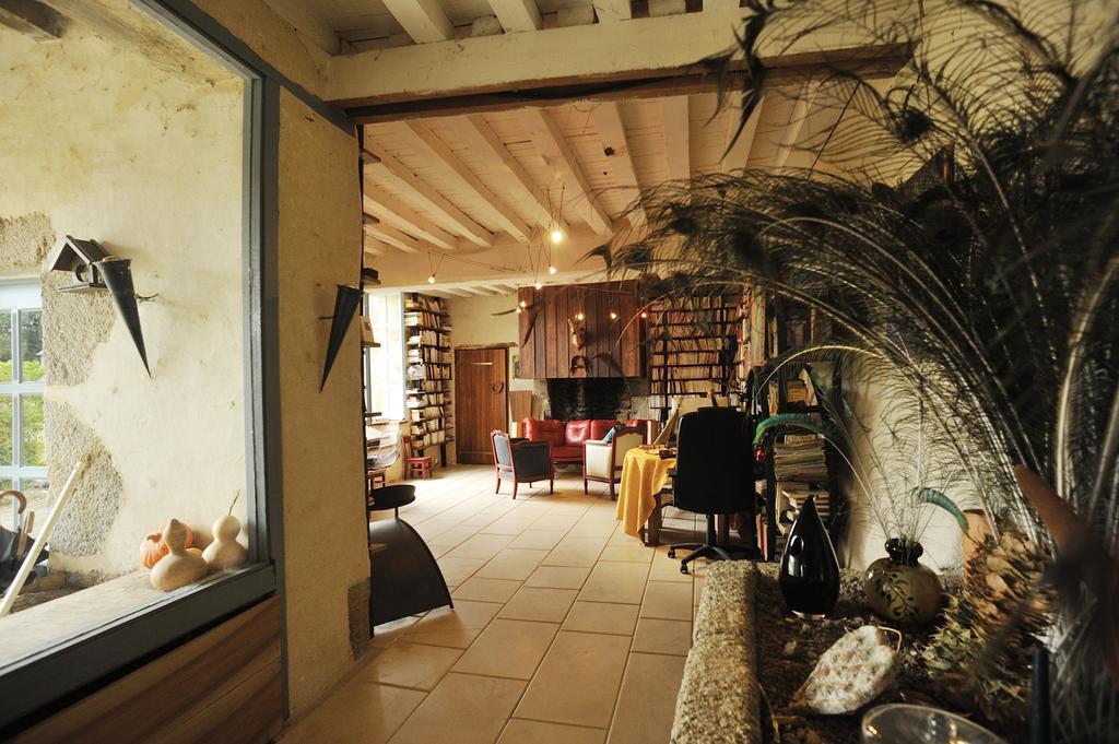 Chateau De La Chasse-Guerre Bed and Breakfast Hardanges Buitenkant foto